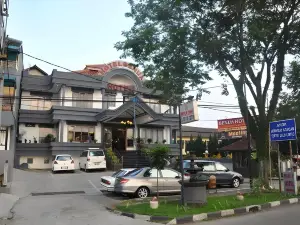Hotel Benua