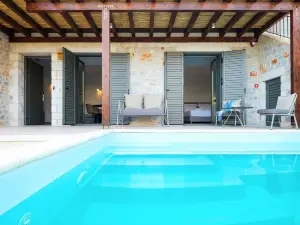 Margo Beach Hotel