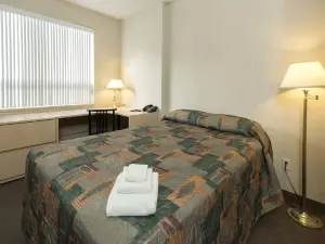 Residence & Conference Centre - Oshawa