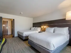 Holiday Inn Express & Suites Atchison