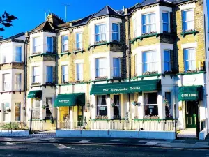 Ilfracombe House Hotel - Near Cliffs Pavilion