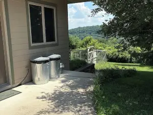 Country setting 2-3 miles from the River, Luther College and downtown Decorah