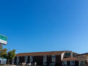 GreenTree Inn  Maryville - Bearcat Inn & Suites