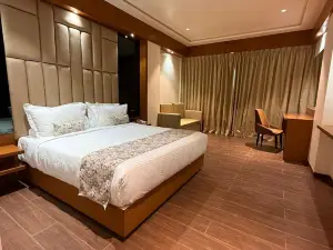 ฮาริกังกา เอส เดอะ เลค แอทติจูด