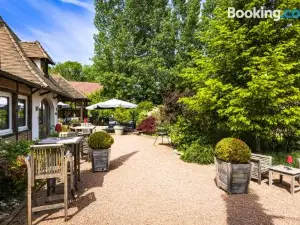 Hostellerie Bourguignonne