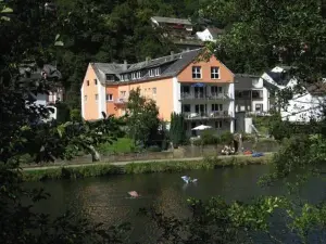 Haus am Fluss