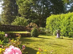 Les Tables Aux Vaches Raviège