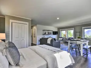 Scenic Studio w/ Loft & View of the Columbia River