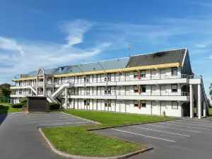 Premiere Classe Bethune - FOUQUIÈRES les BÉTHUNE