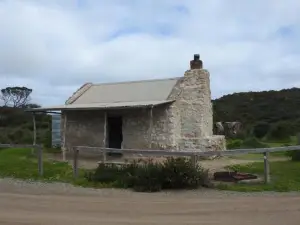 Shepherds Hut - Dhilba Guuranda-Innes National Park