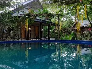 Garden Villa in Tagbina