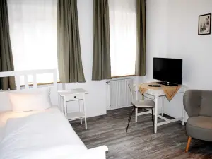 Hocher Hotel
