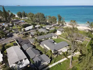 Waimanalo Beach Cottages