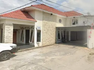 Wayan Guest House