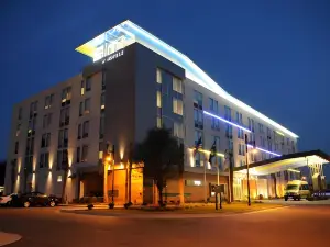Aloft Buffalo Airport
