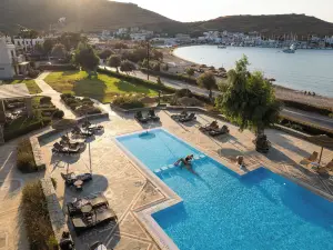 Porto Kea Suites by Sandglass
