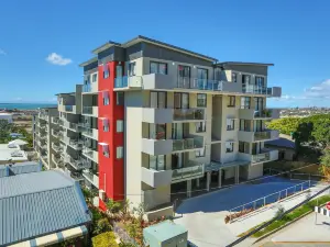 Gladstone Central Plaza Official