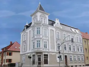 ホテル ハンセート シュトラールズント