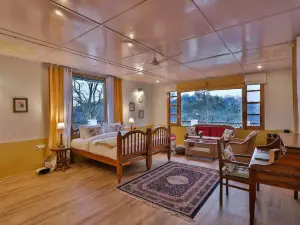 Seclude Nahan, Bantony Cottage