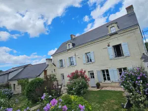 Au pied du Lavoir chambre Germaine