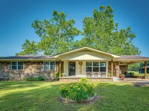 Delaware Vacation Rental: Walk to Lake Dardanelle!