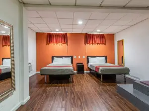 Motel 6 Elizabeth, NJ - Newark Liberty Intl Airport