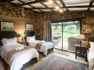 Garden Cottages Room 19