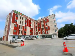Triple Trees Hotel