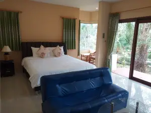 Raisubsomboon Resort