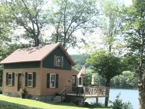 Toddy's camp on the pond