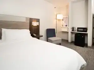Holiday Inn Express & Suites Canyon