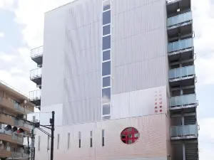 Wild Cherry Blossom-Hostel,Tokyo Koganei-