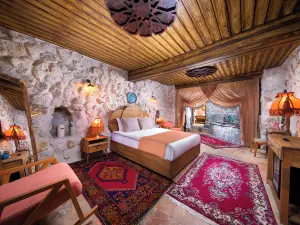 Cappadocia Çavuşin Stone House