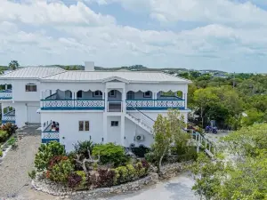 Villa Serenity by the Water- One Bedroom Water View Suite