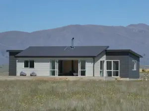 Manuka Retreat