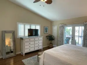 625 Lake Retreat
