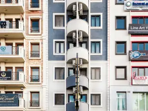 Polek Hotel