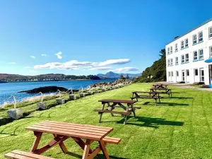 Lochalsh Hotel