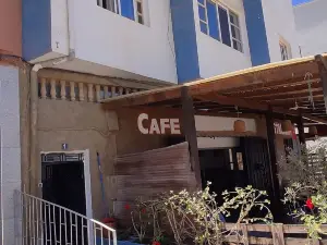 Freebirds Hostel