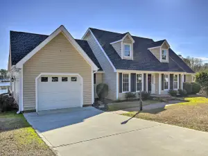 Carolina Lakes Family Home w/ Pool, Kayaks & Dock!