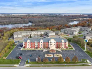 ホリデイ イン エクスプレス ホテル & スイーツ セント クラウド by IHG