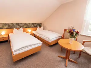 Hotel Waldhaus Waltershausen