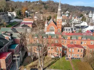 Moon River Bed and Breakfast