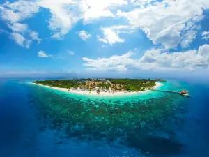 Reethi Faru, Bio Luxury Resort