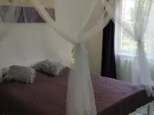 Diamond Apartment