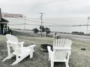 À Bon Port