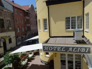 Hotel Astral