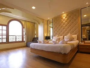 Gulf Hotel Colaba