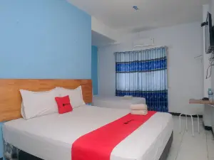 RedDoorz @ Jalan Brigjend Katamso Medan 2