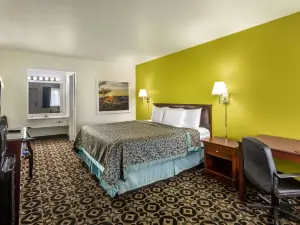 Days Inn by Wyndham Delta